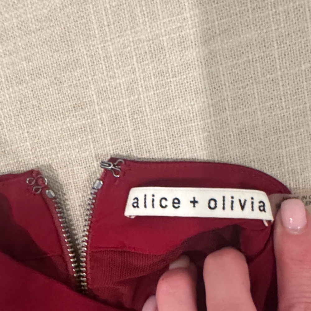 Alice + Olivia Burgundy Midi Dress - Picture 4 of 5